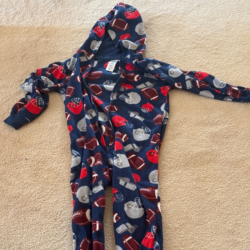 The Children's Place Navy and Red Sports Print Footie